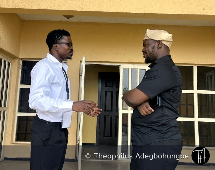 Theophilus Adegbohungbe in conversation with TEDxOsogbo speaker Sulaiman Adewale